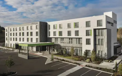 Courtyard by Marriott Portland East