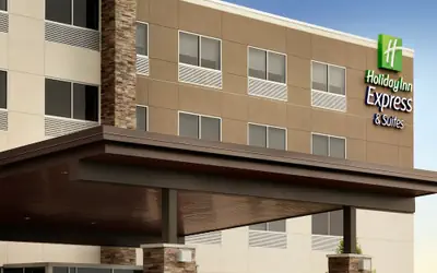 Holiday Inn Express & Suites Savannah W - Chatham Parkway by IHG