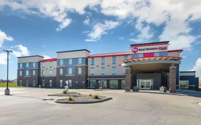 Best Western Plus Lakeview Hotel