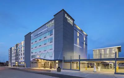 Fairfield Inn & Suites by Marriott St. Louis Downtown