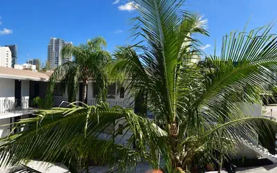 Broadway Suites Downtown by RocketStay