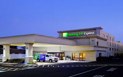 Holiday Inn Express Philadelphia Airport by IHG