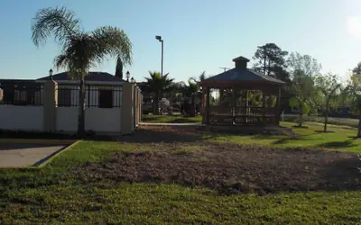 The Executive Inn & Suites