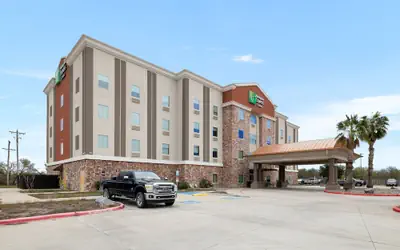 Holiday Inn Express and Suites George West by IHG