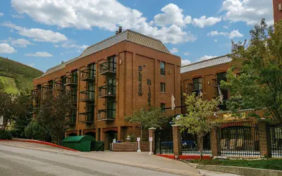 Shadow Ridge by All Seasons Resort Lodging