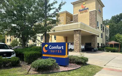 Comfort Suites Topeka Northwest