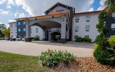 Comfort Suites Oil Center