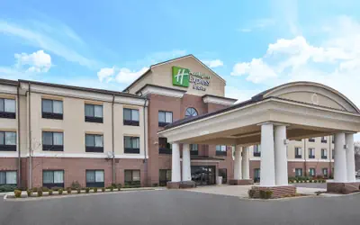 Holiday Inn Express & Suites Wheeling by IHG