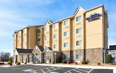 Microtel Inn & Suites by Wyndham Shelbyville