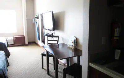 Bell's Extended Stay and Suites