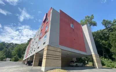 Red Roof Inn Pittsburgh - McKnight Rd