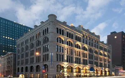 Hilton Garden Inn Milwaukee Downtown