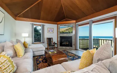 Little Creek Cove Beachfront Resort