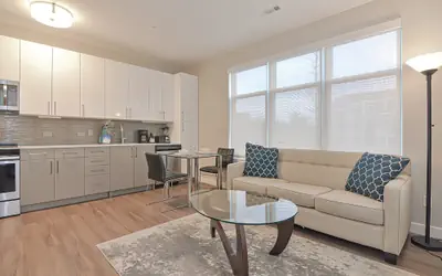 Global Luxury Suites East Boston