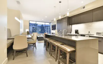 Ski in/out Modern 2BR Residence in Canyons Village by RedAwning