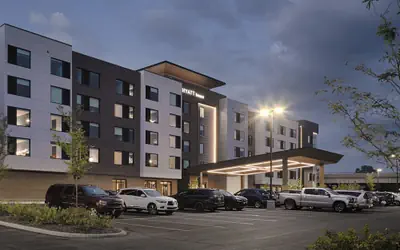 Hyatt House Columbus OSU / Short North