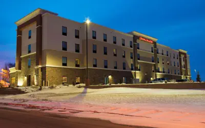 Hampton Inn & Suites Bismarck Northwest