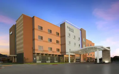 Fairfield Inn and Suites Dallas East