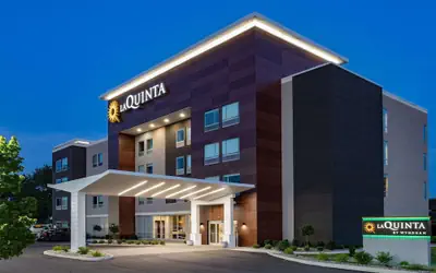 La Quinta Suites by Wyndham South Bend Notre Dame Area