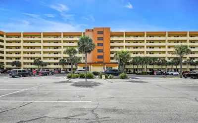 Surf Dweller 610 is a Stunning Gulf Front 2 BR - sleep 6 by RedAwning