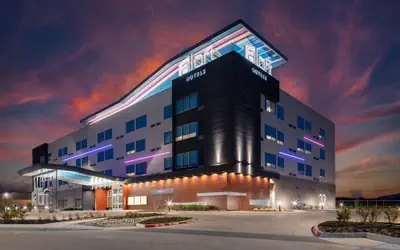 Aloft Dallas Arlington South