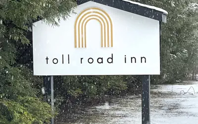 Toll Road Inn