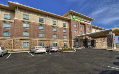 Holiday Inn Express & Suites Pittsburgh SW - Southpointe by IHG
