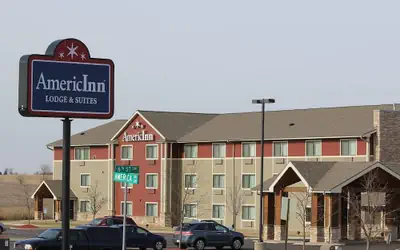 AmericInn by Wyndham Cedar Rapids Airport