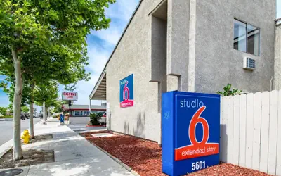 Studio 6 Cypress, CA