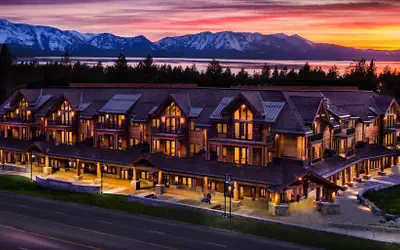 Luxury 2Br Residence steps from Heavenly Village & Gondola by RedAwning