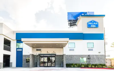 Palace Inn Blue IAH East