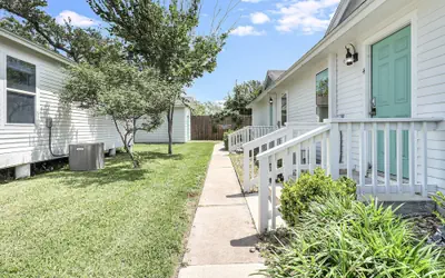 Coast Oaks Cottage 3 1 Bedroom Cottage by RedAwning