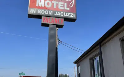 Holiday Motel