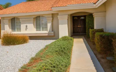 Private bedroom in Western Horizon Home
