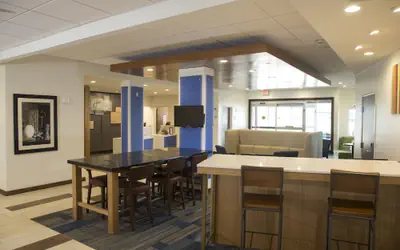 Holiday Inn Express & Suites Monroe by IHG