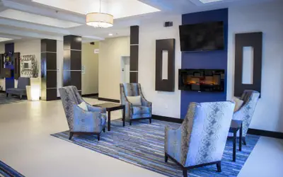 Holiday Inn Express & Suites Edwardsville by IHG