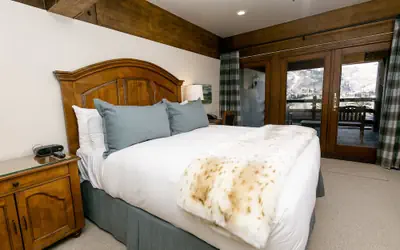 Deluxe King Room With Deck Hotel Room by RedAwning