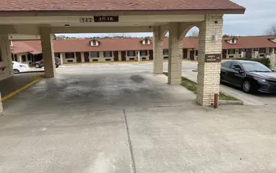 Falcon Executive Inn