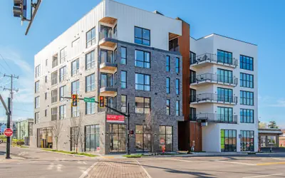 The Eighteen by Mint House