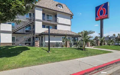 Studio 6 Suites Escondido, CA