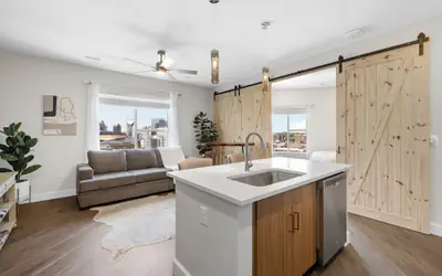 The Bel Air Suite Penthouse The Gulch