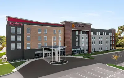 La Quinta Inn & Suites By Wyndham Mount Laurel / Moorestown
