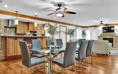 Tuscan Dreams Message Now for Summer Special