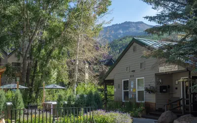 Mountainside Inn 202 1 Bedroom Hotel Room by Alpine Lodging Telluride