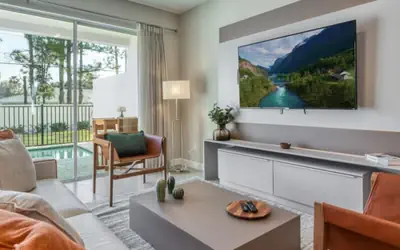 Vacation fun in This Modern Luxury Home