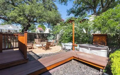 Two Unit Oasis With Two Hot Tubs