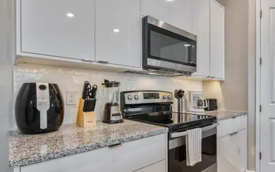 New Chic Modern Home in Prime Location