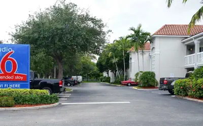 Studio 6 West Palm Beach, FL