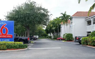 Studio 6 West Palm Beach, FL