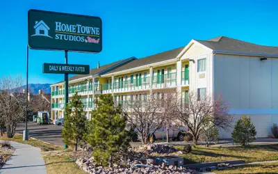 HomeTowne Studios By Red Roof Colorado Springs - Airport